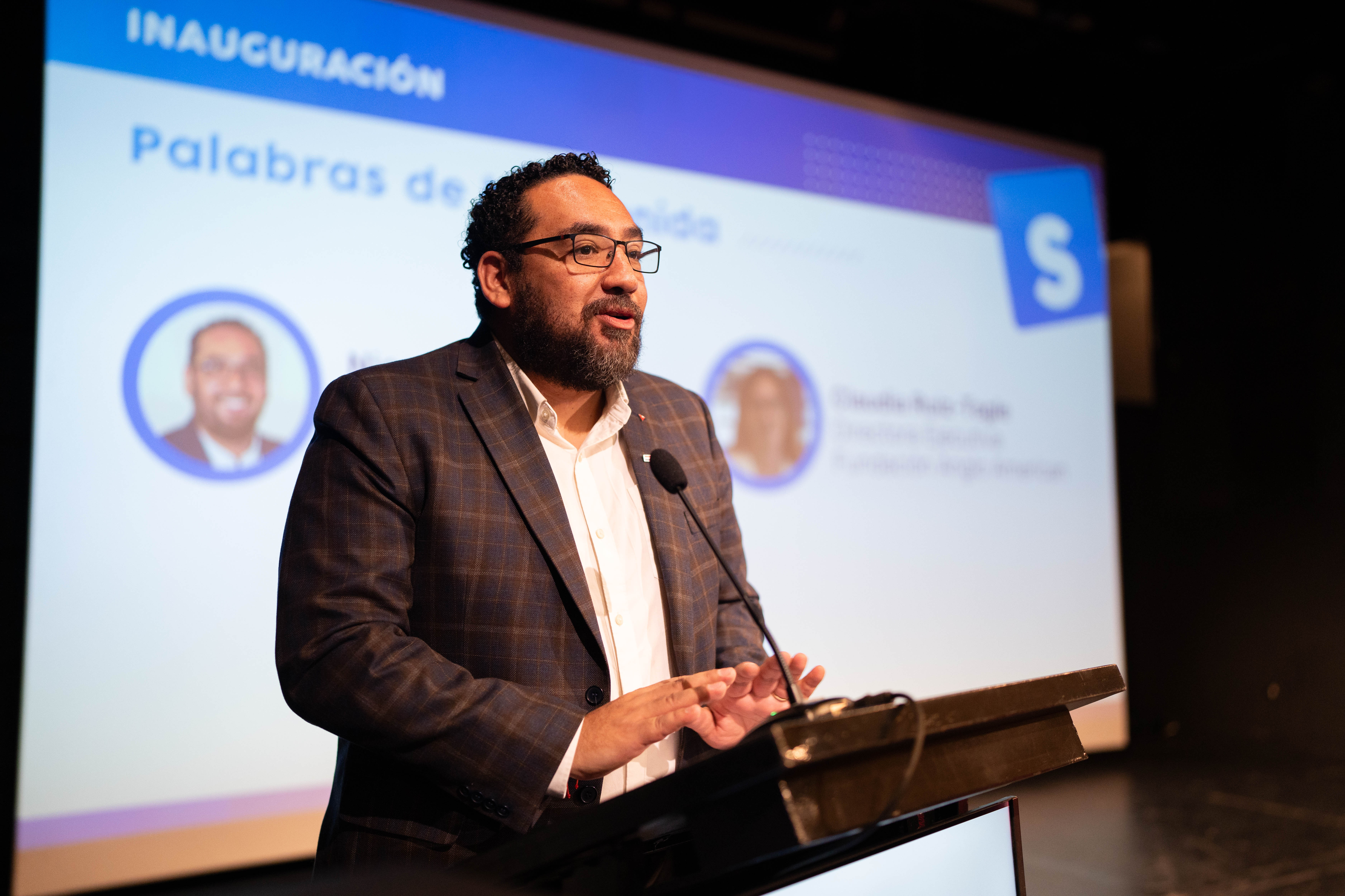 Nicolás Cataldo, ministro de Educación