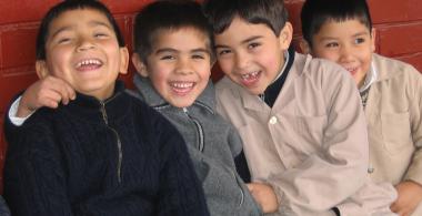 Niños riendo